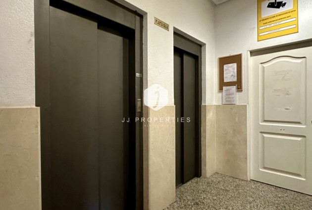 Aus zweiter Hand - Wohnung -
Torrevieja - Costa Blanca