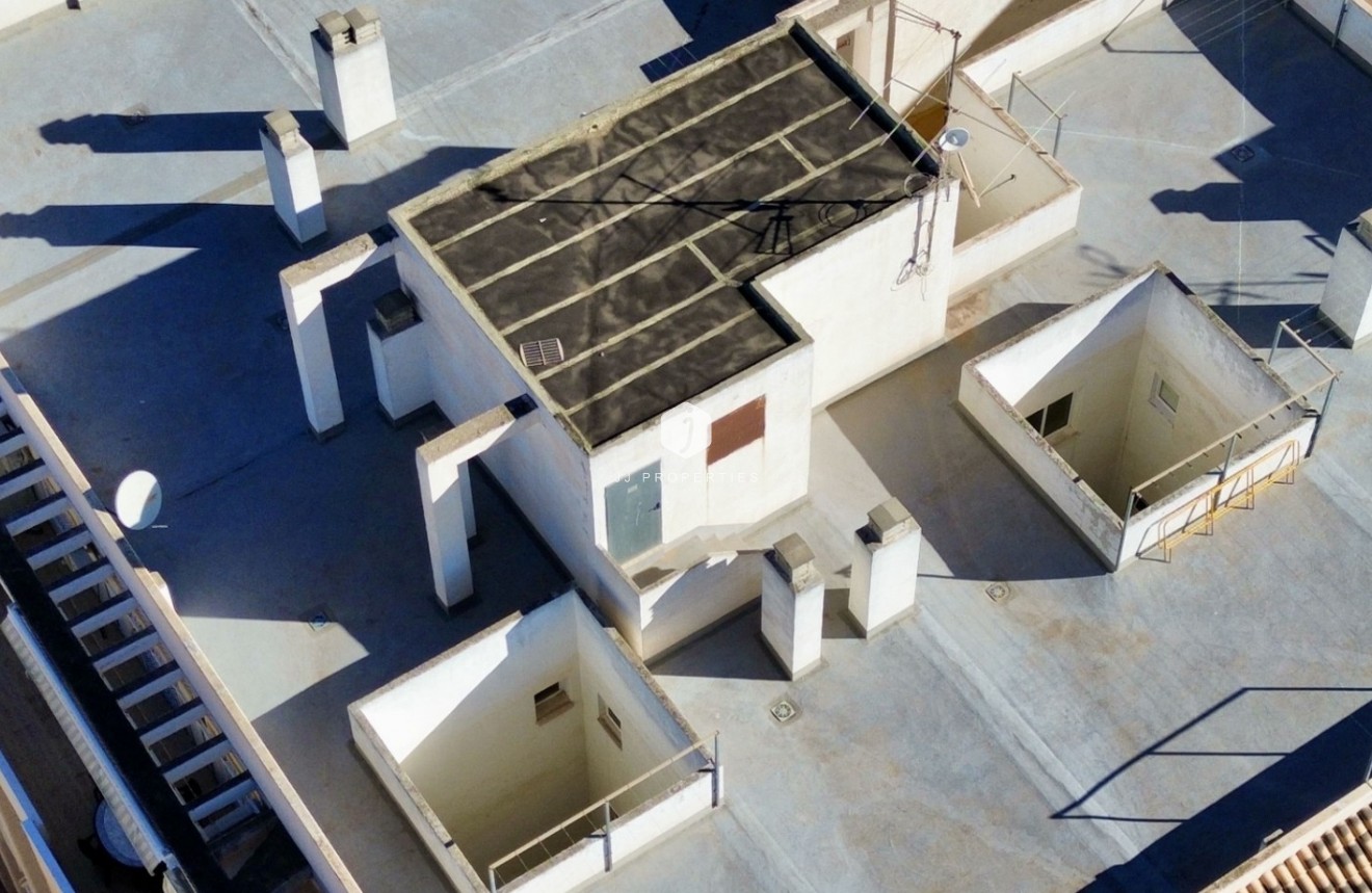 Resale - Apartment / flat -
Torrevieja - Costa Blanca