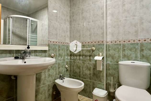 Resale - Apartment / flat -
Torrevieja - Costa Blanca