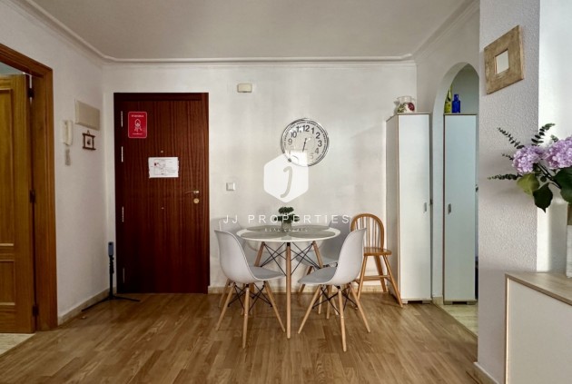 Resale - Apartment / flat -
Torrevieja - Costa Blanca