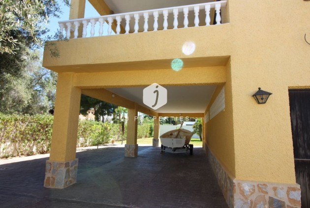 Aus zweiter Hand - Villa -
Cabo Roig - Costa Blanca