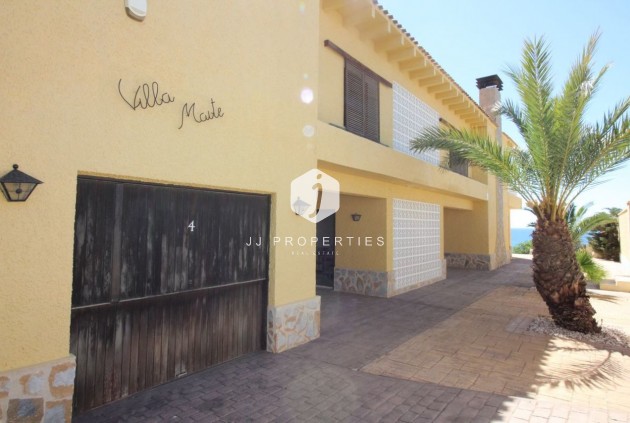 Aus zweiter Hand - Villa -
Cabo Roig - Costa Blanca