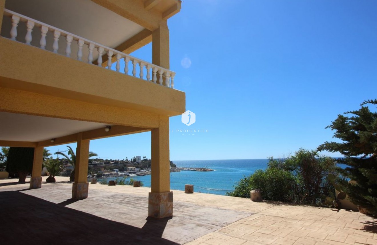 Aus zweiter Hand - Villa -
Cabo Roig - Costa Blanca