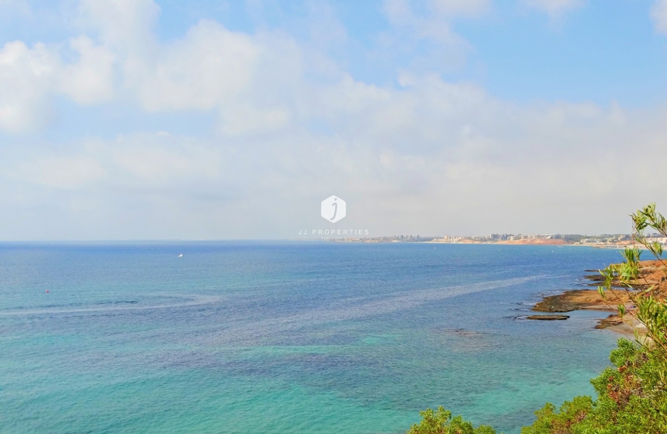 Aus zweiter Hand - Villa -
Cabo Roig - Costa Blanca