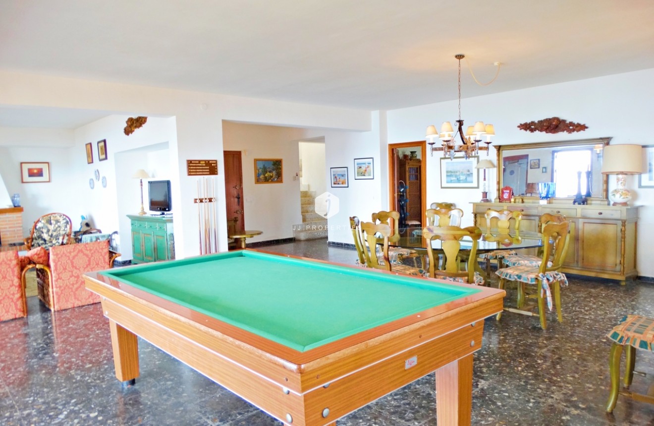 Aus zweiter Hand - Villa -
Cabo Roig - Costa Blanca