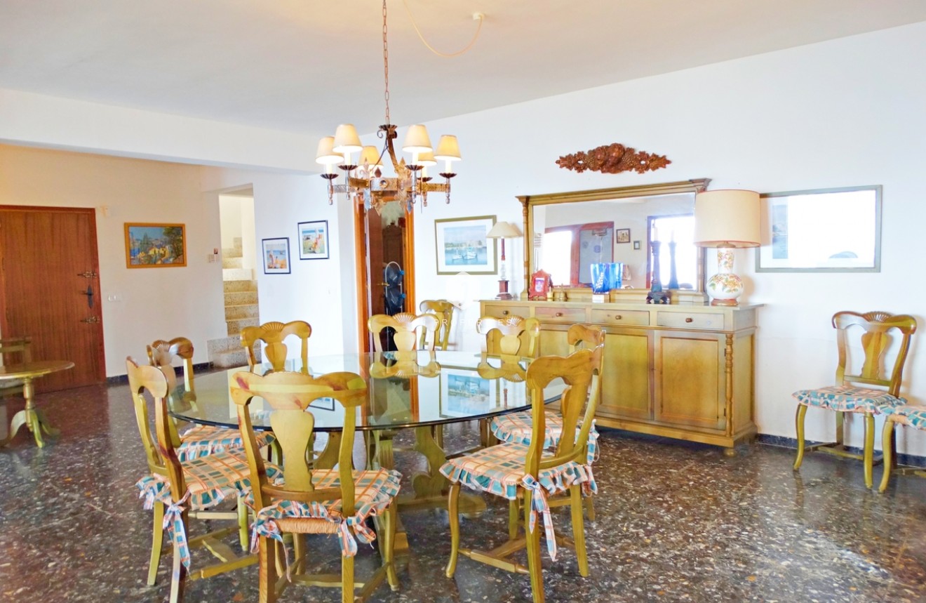 Aus zweiter Hand - Villa -
Cabo Roig - Costa Blanca