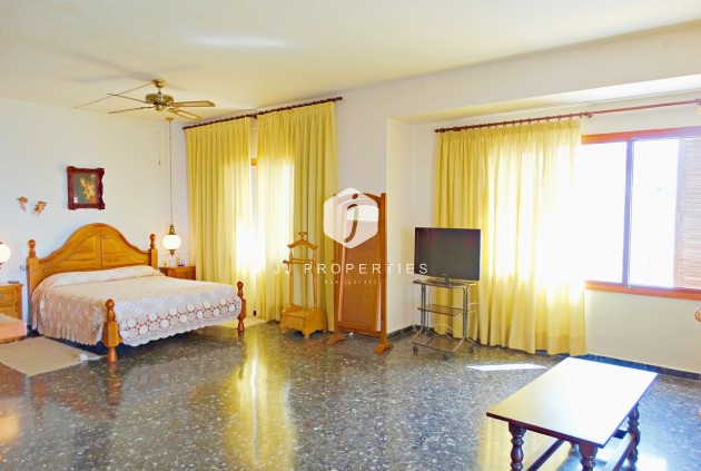 Aus zweiter Hand - Villa -
Cabo Roig - Costa Blanca