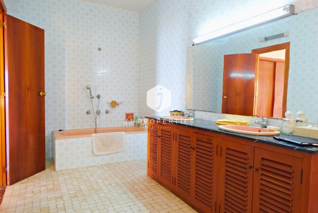 Aus zweiter Hand - Villa -
Cabo Roig - Costa Blanca