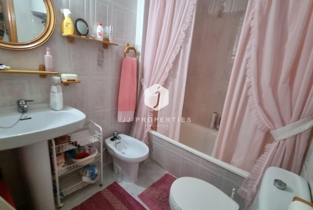 Aus zweiter Hand - Wohnung -
Torrevieja - Playa del Cura