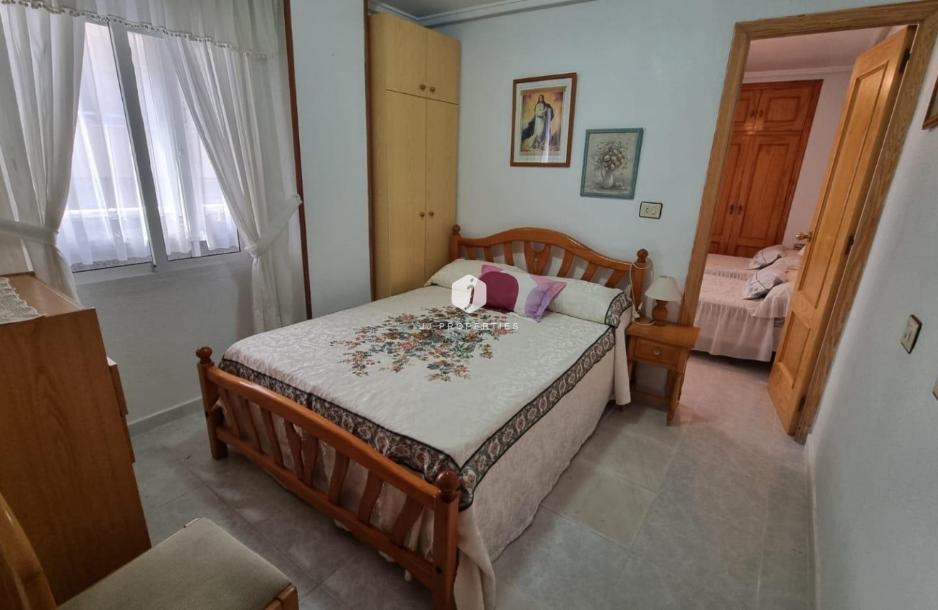 Aus zweiter Hand - Wohnung -
Torrevieja - Playa del Cura