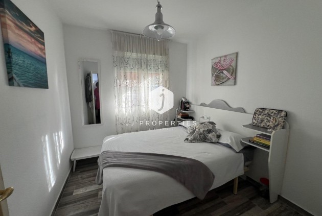 Aus zweiter Hand - Chalet -
Torrevieja - Calas blanca