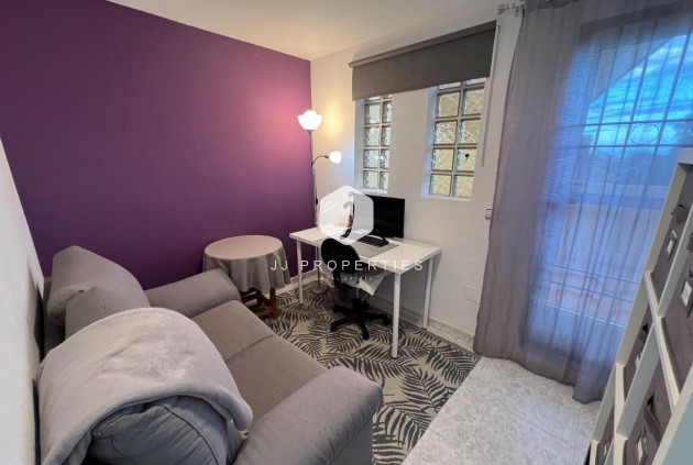 Aus zweiter Hand - Chalet -
Torrevieja - Calas blanca