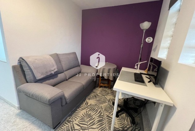 Aus zweiter Hand - Chalet -
Torrevieja - Calas blanca