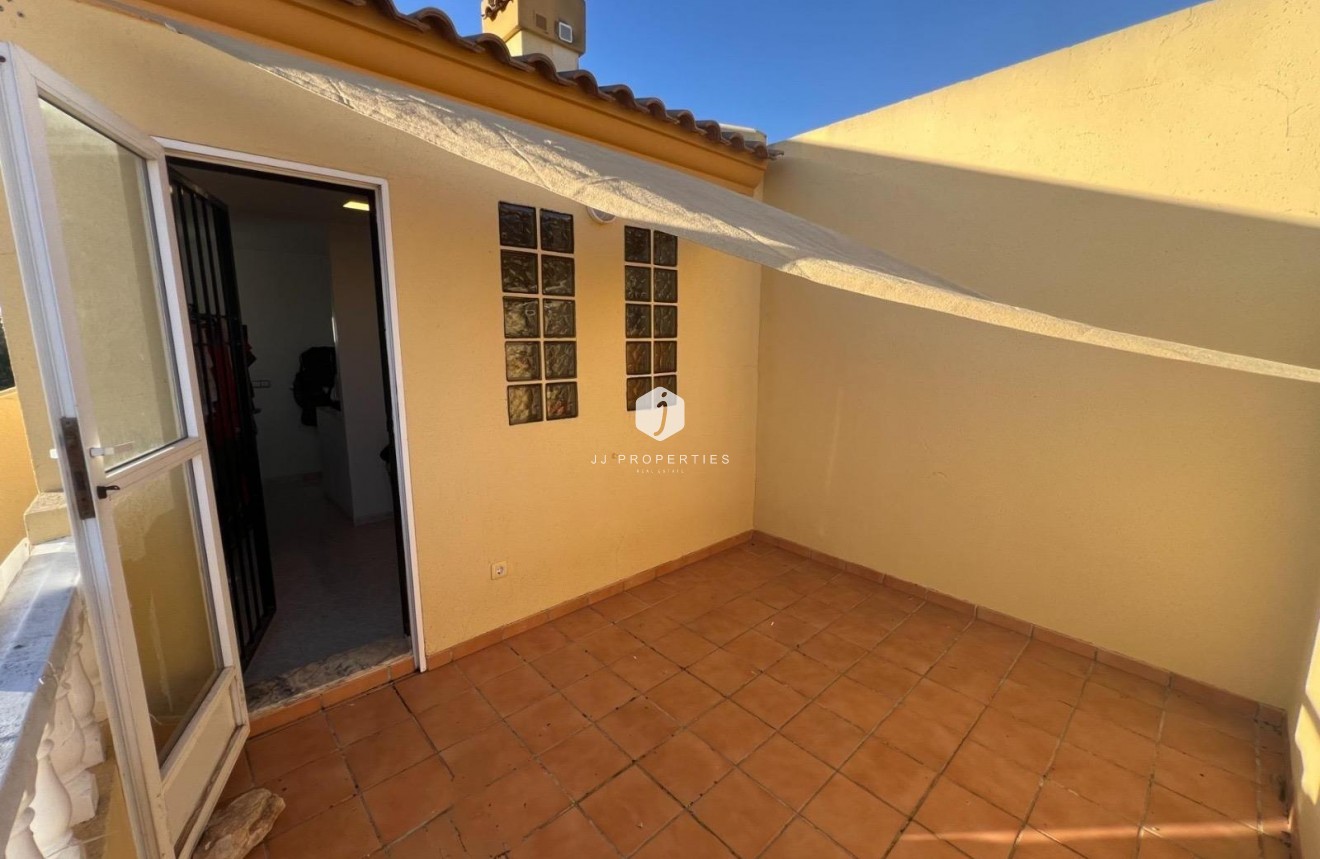 Aus zweiter Hand - Chalet -
Torrevieja - Calas blanca