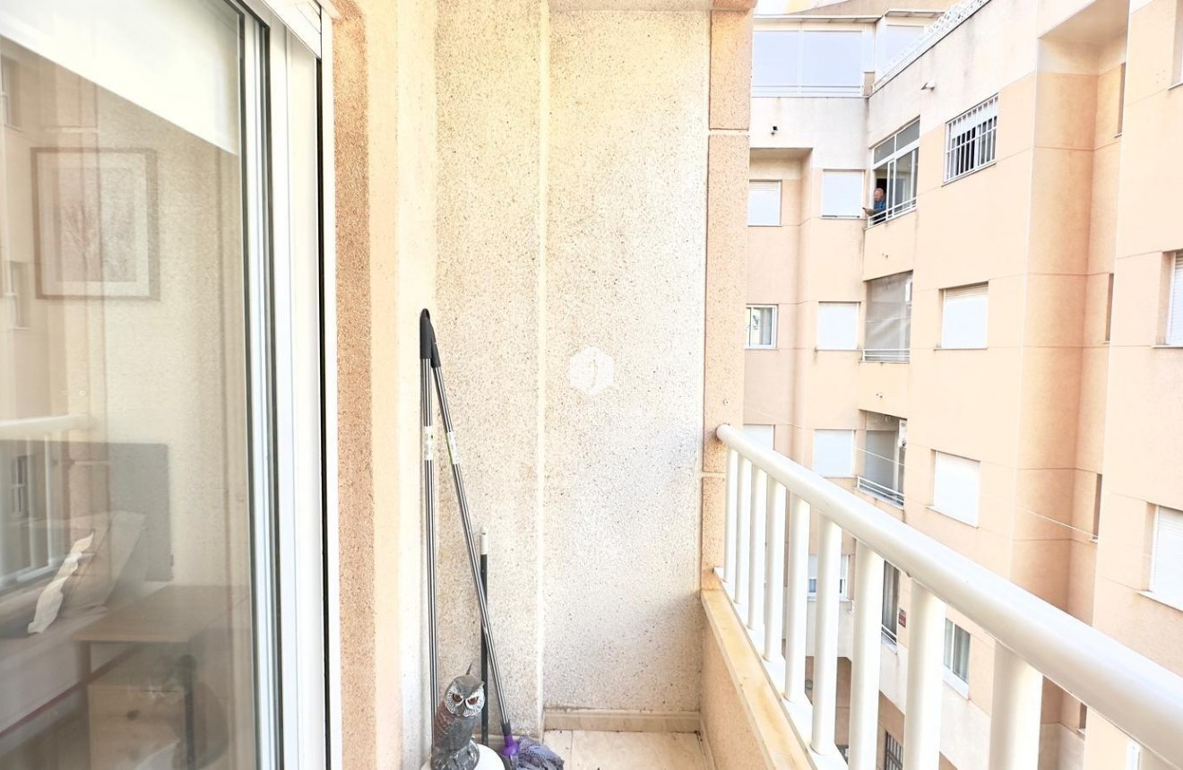 Aus zweiter Hand - Wohnung -
Torrevieja - Centro