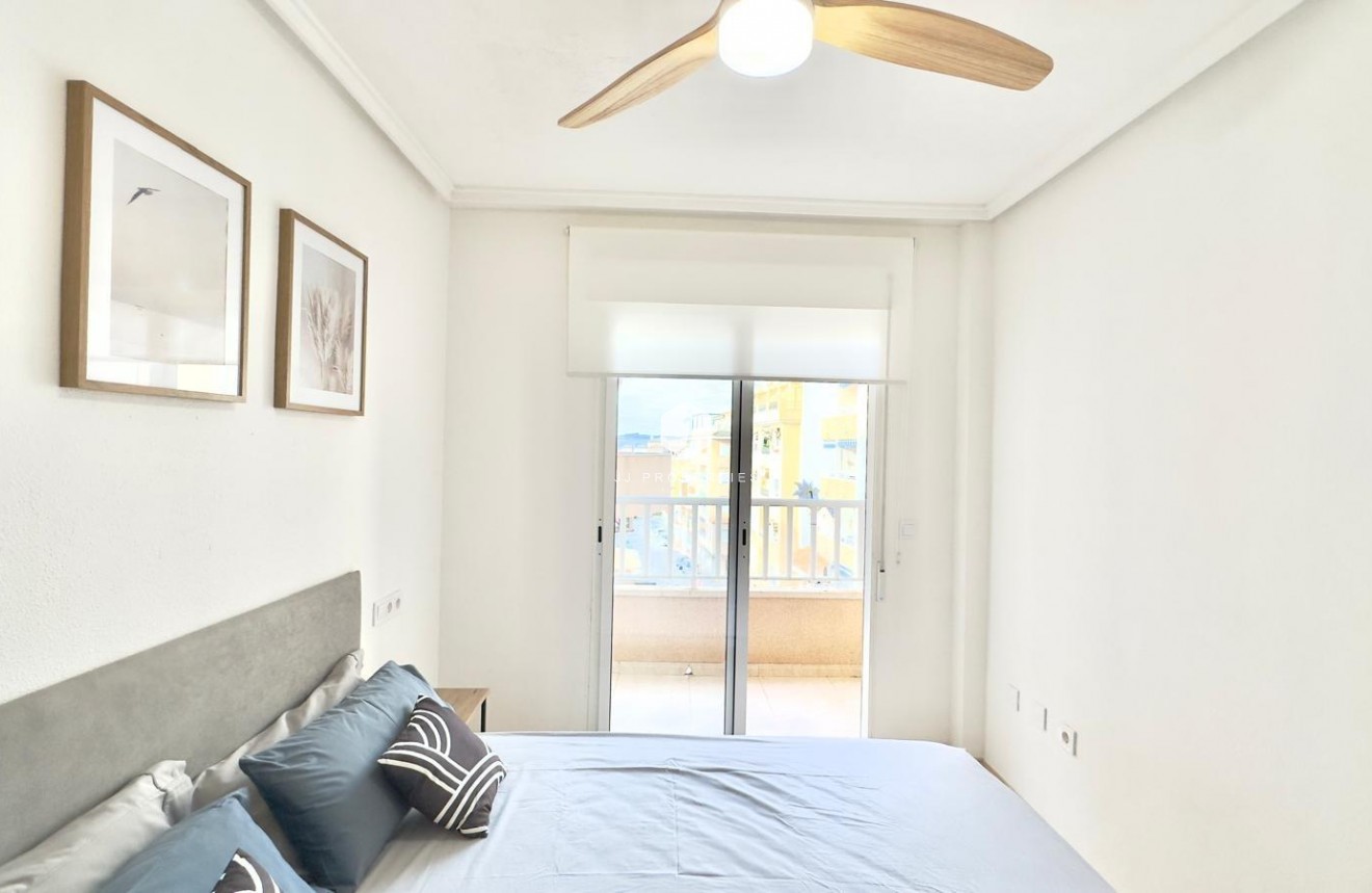 Aus zweiter Hand - Wohnung -
Torrevieja - Centro
