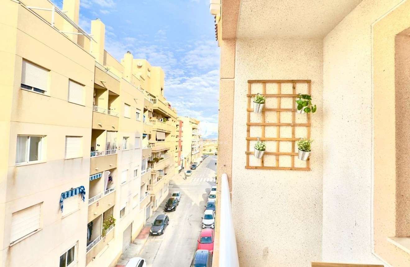 Aus zweiter Hand - Wohnung -
Torrevieja - Centro