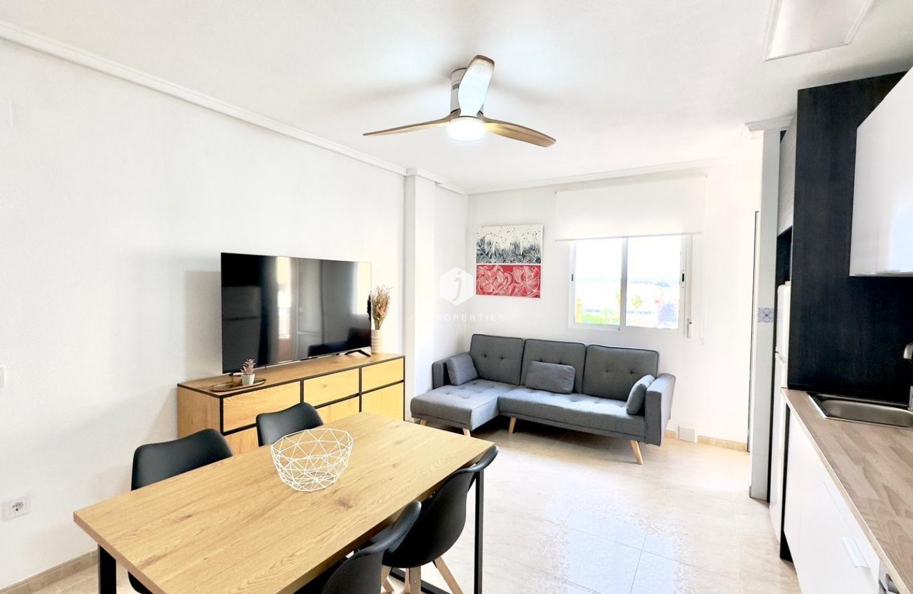 Aus zweiter Hand - Wohnung -
Torrevieja - Centro