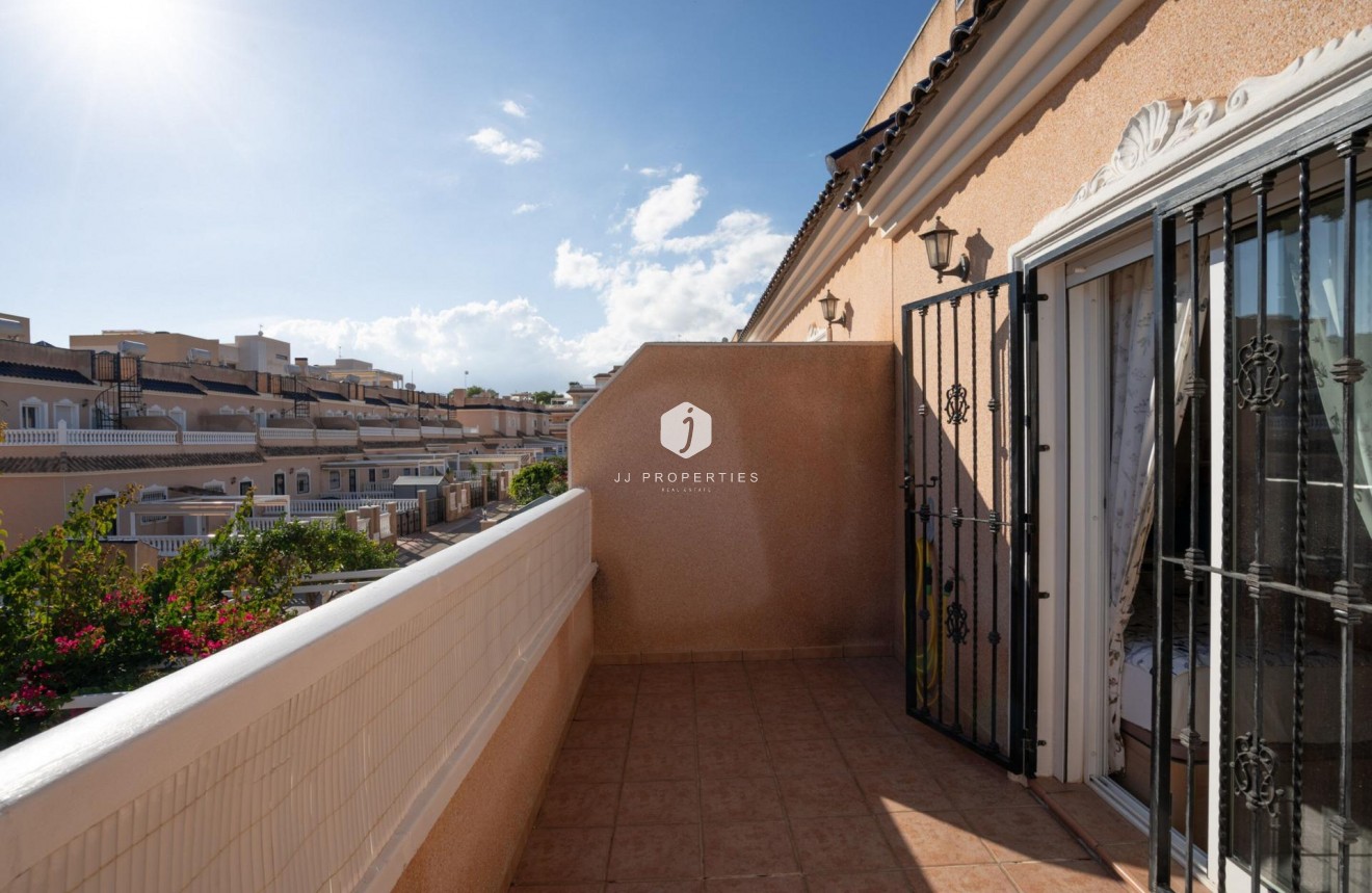 Aus zweiter Hand - Chalet -
Orihuela Costa - Los Dolses