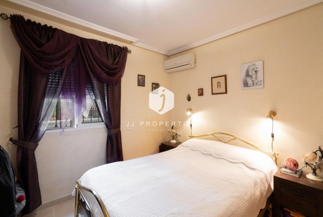 Aus zweiter Hand - Chalet -
Orihuela Costa - Los Dolses