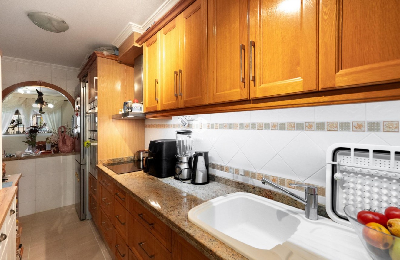 Aus zweiter Hand - Chalet -
Orihuela Costa - Los Dolses