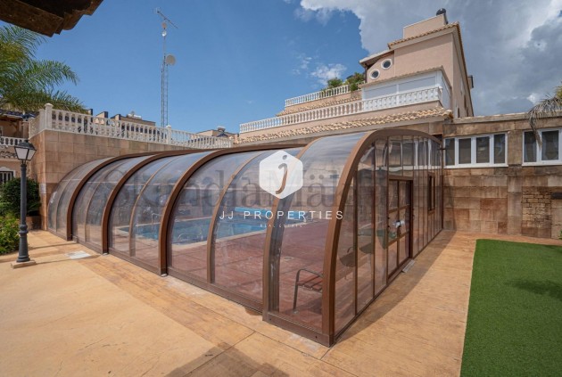 Aus zweiter Hand - Chalet -
Orihuela Costa - Los Dolses