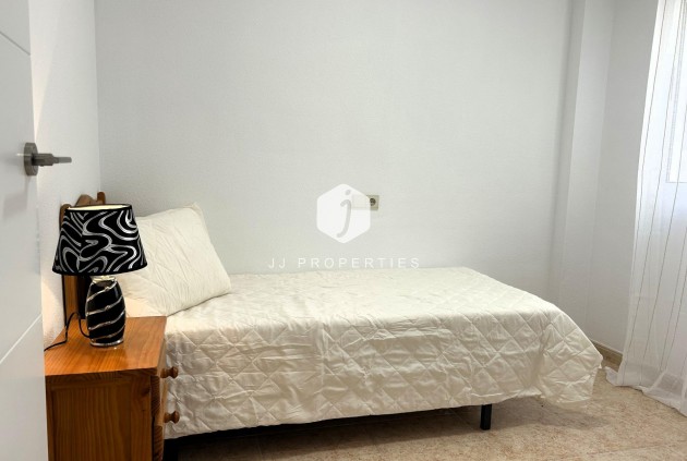 Aus zweiter Hand - Wohnung -
Torrevieja - El molino