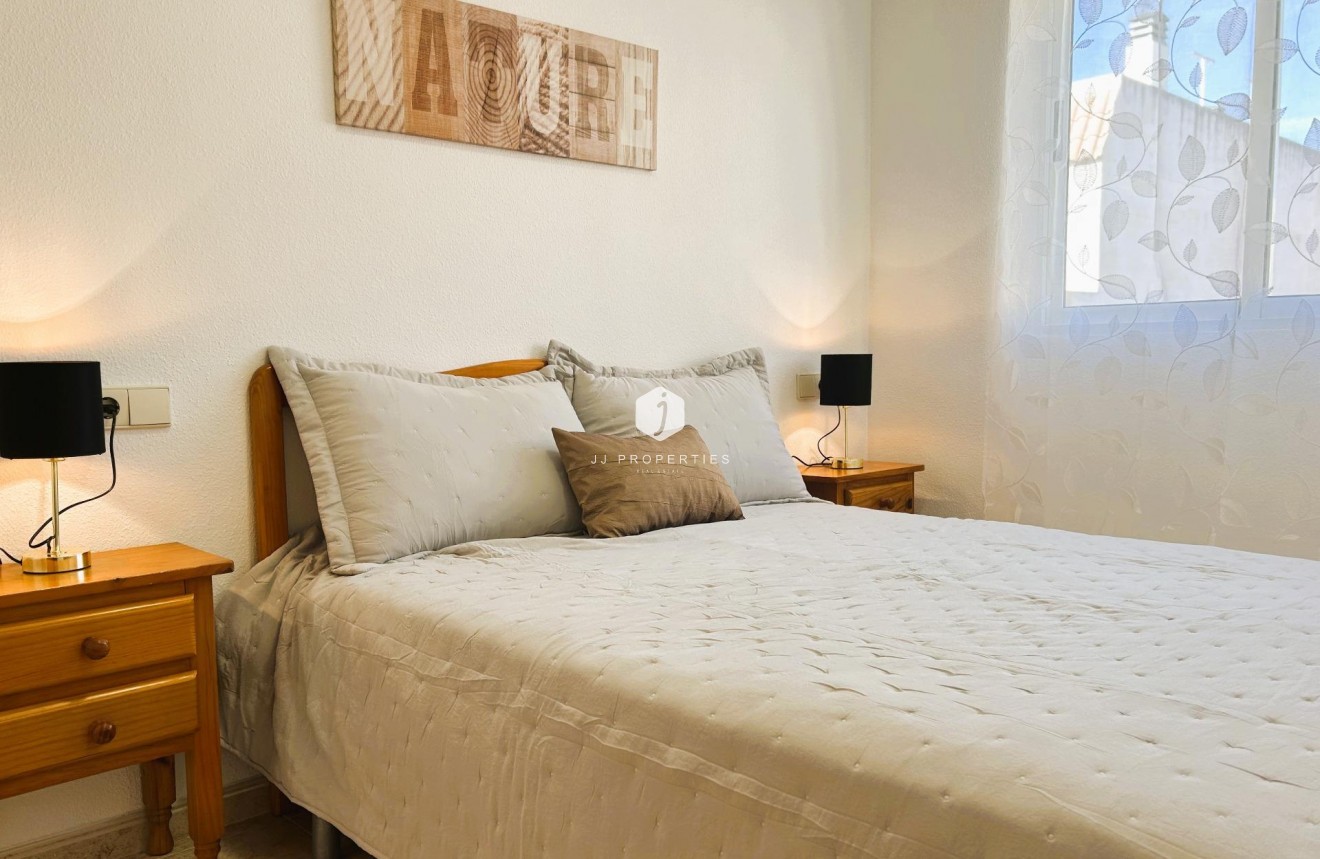 Aus zweiter Hand - Wohnung -
Torrevieja - El molino