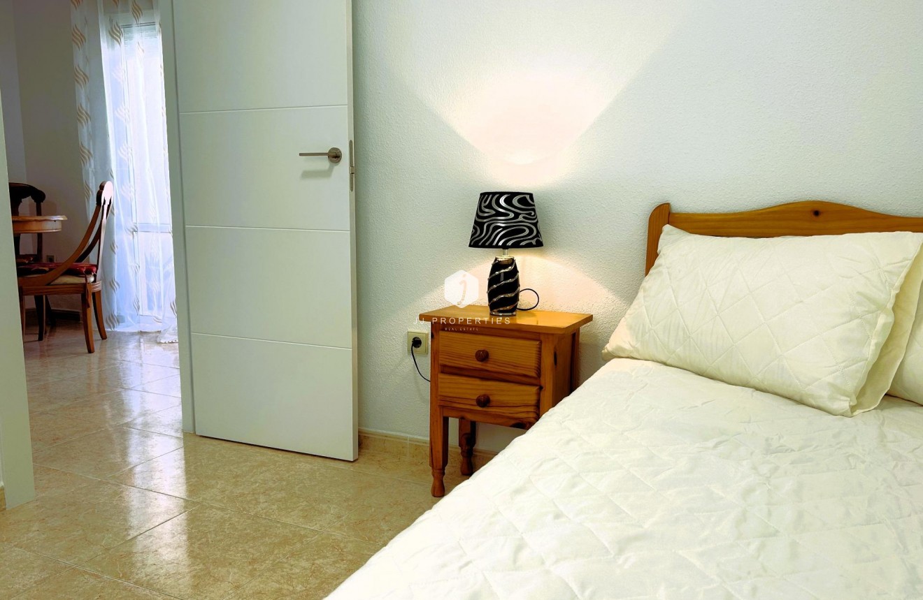 Aus zweiter Hand - Wohnung -
Torrevieja - El molino