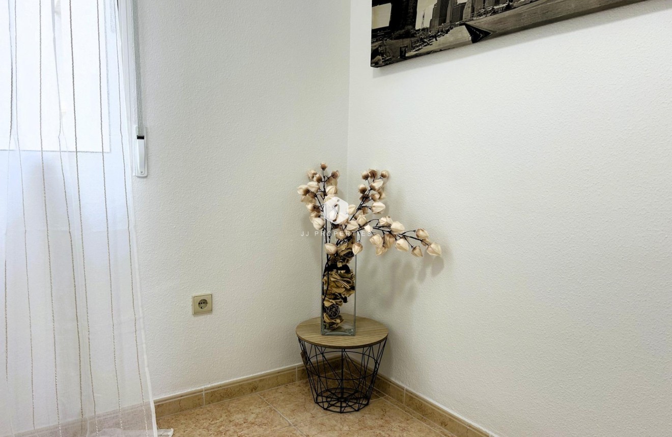 Aus zweiter Hand - Wohnung -
Torrevieja - El molino