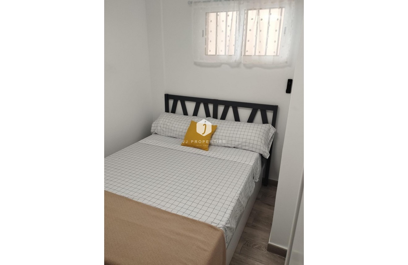 Z drugiej ręki - Mieszkanie w bloku -
Guardamar del Segura - Pinomar