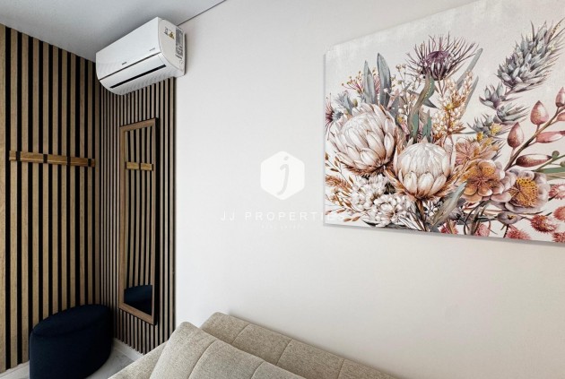 Aus zweiter Hand - Bungalow -
Torrevieja - La Siesta - El Salado - Torreta