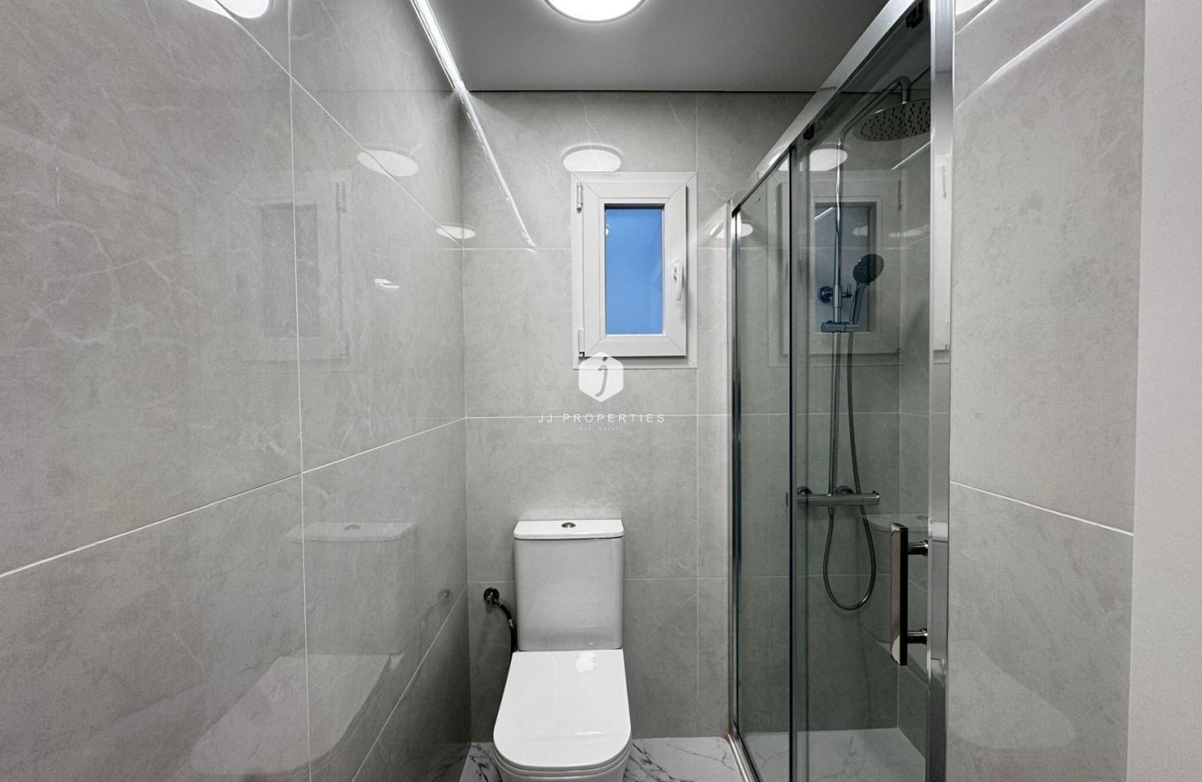 Aus zweiter Hand - Bungalow -
Torrevieja - La Siesta - El Salado - Torreta