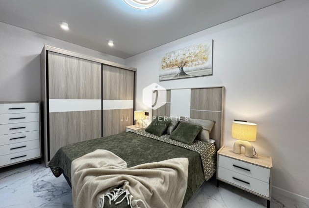 Aus zweiter Hand - Bungalow -
Torrevieja - La Siesta - El Salado - Torreta