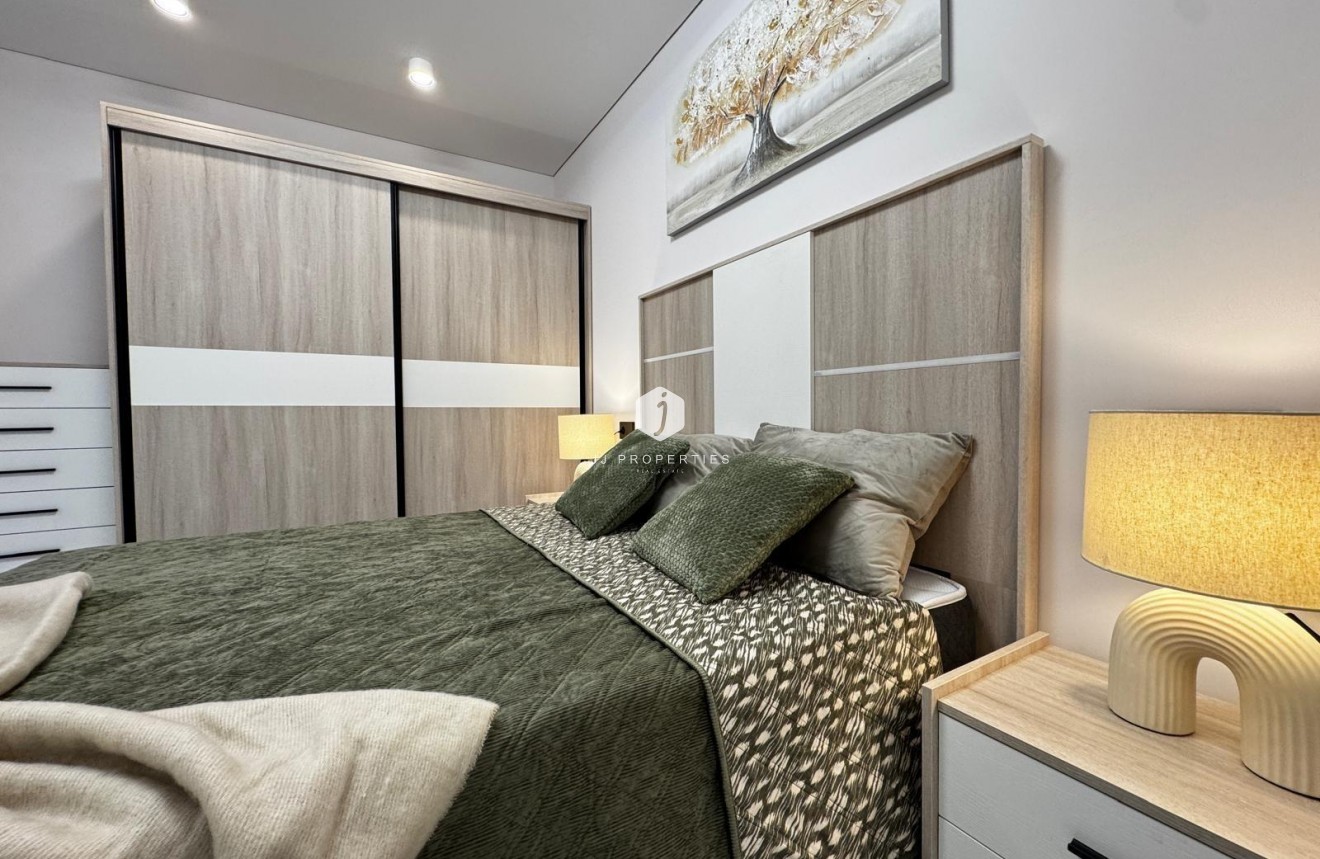 Aus zweiter Hand - Bungalow -
Torrevieja - La Siesta - El Salado - Torreta