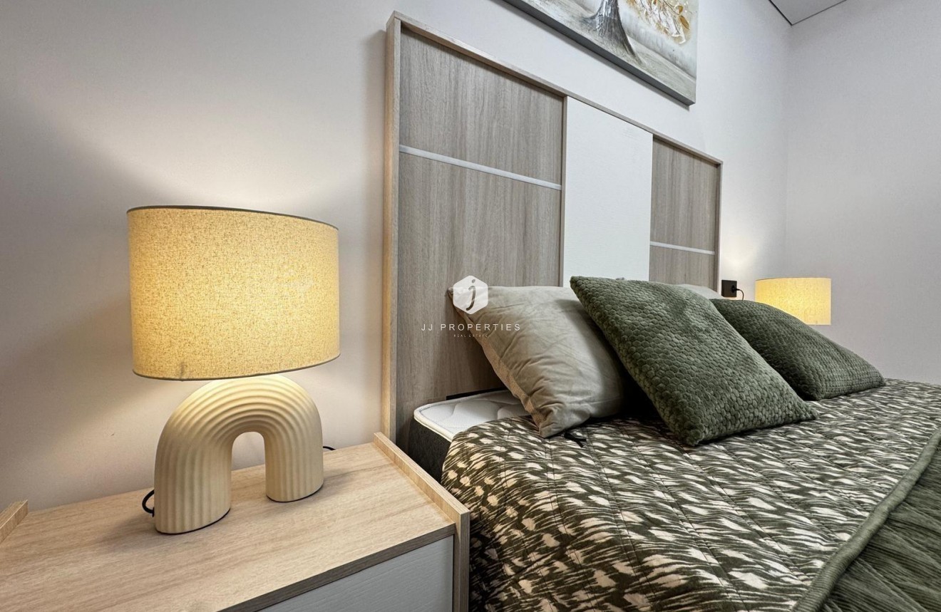 Aus zweiter Hand - Bungalow -
Torrevieja - La Siesta - El Salado - Torreta