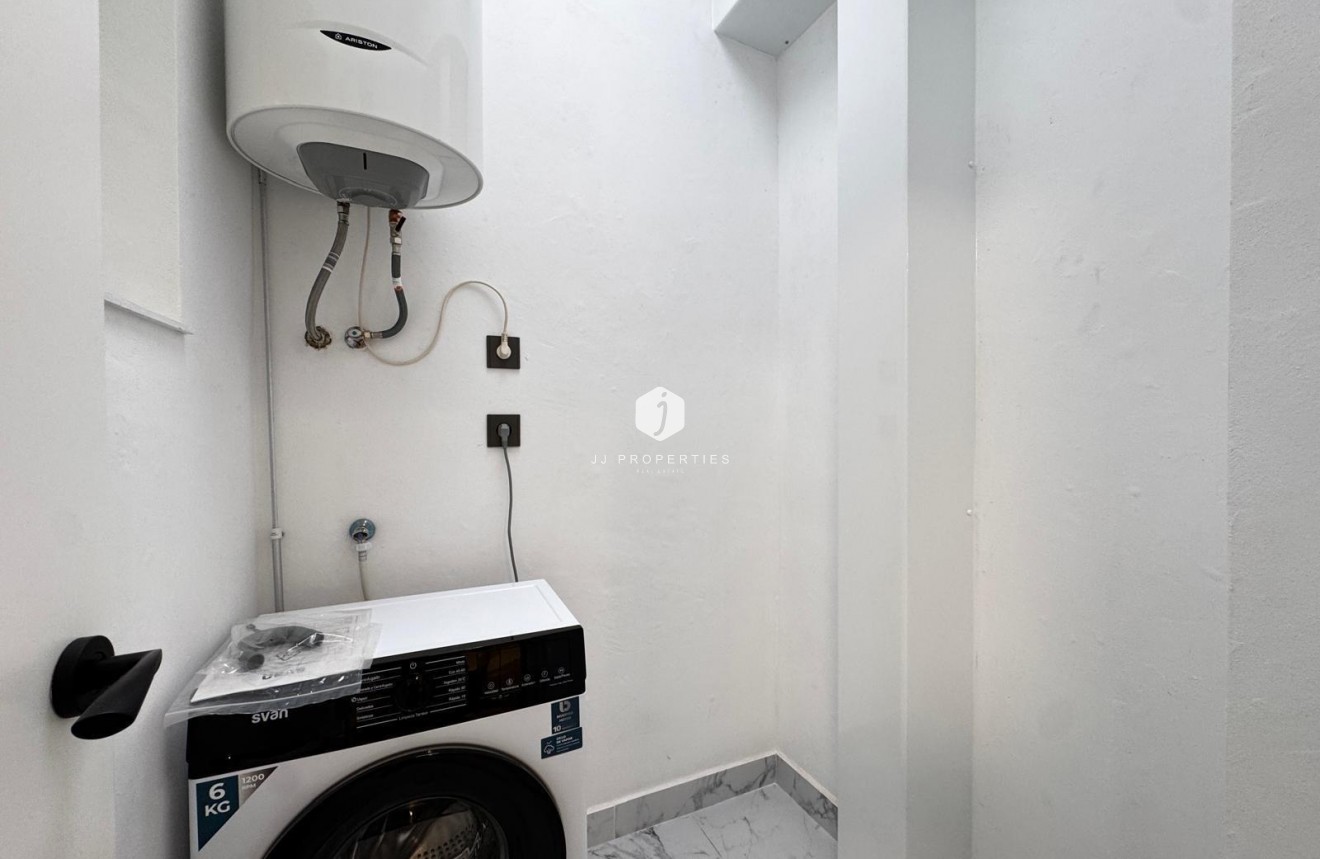 Aus zweiter Hand - Bungalow -
Torrevieja - La Siesta - El Salado - Torreta