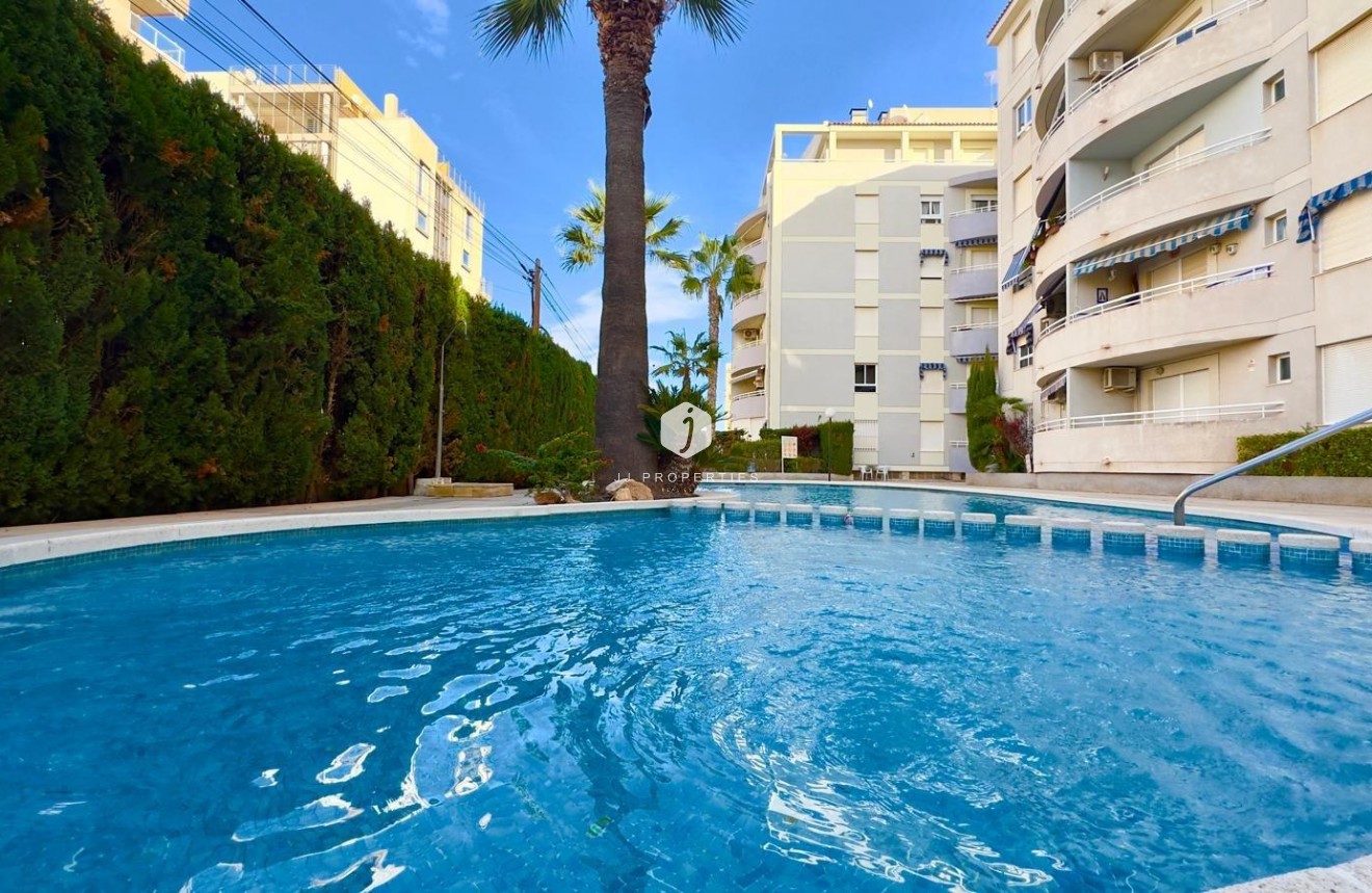 Tweedehands - Appartement / flat -
Torrevieja - Playa del Cura