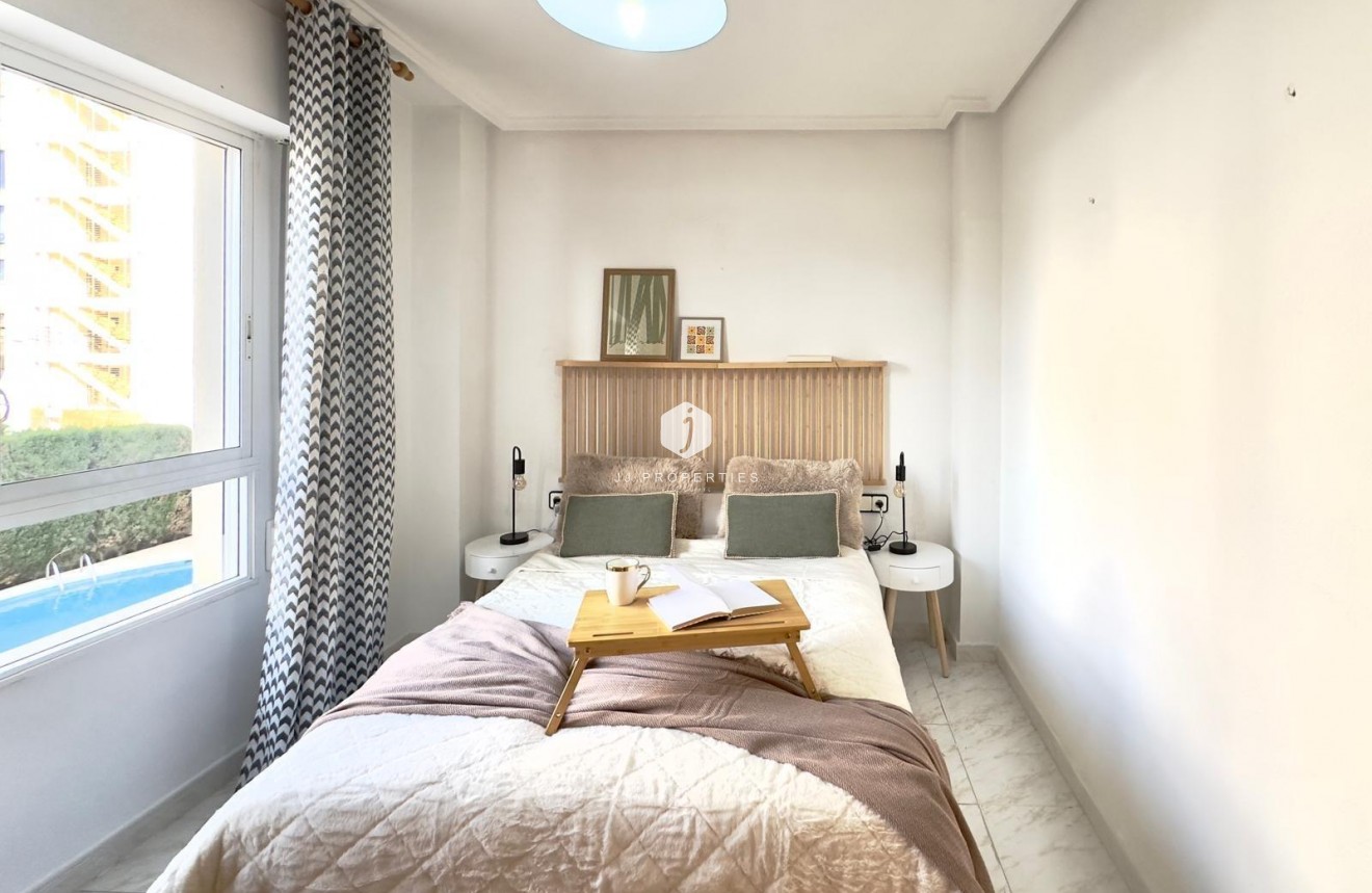 Tweedehands - Appartement / flat -
Torrevieja - Playa del Cura