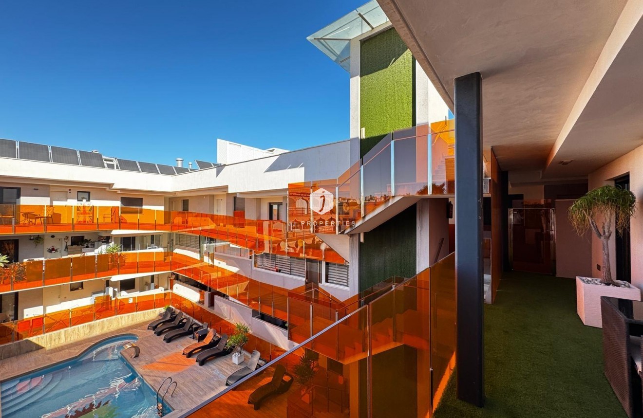 Resale - Penthouse -
Torrevieja - Estacion de autobuses