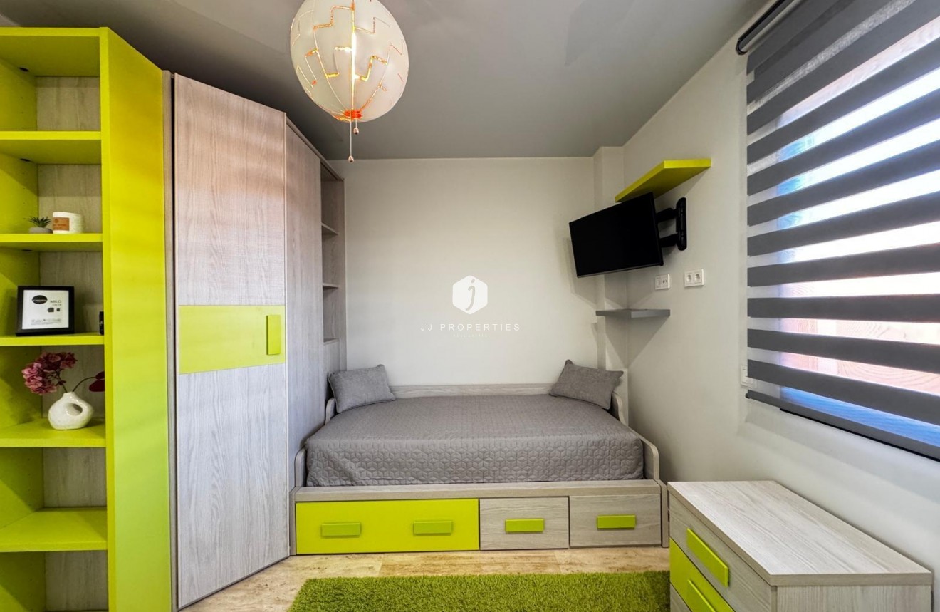 Resale - Penthouse -
Torrevieja - Estacion de autobuses