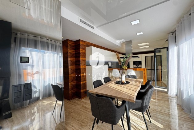 Resale - Penthouse -
Torrevieja - Estacion de autobuses