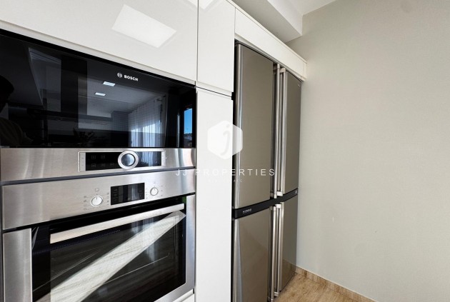 Resale - Penthouse -
Torrevieja - Estacion de autobuses