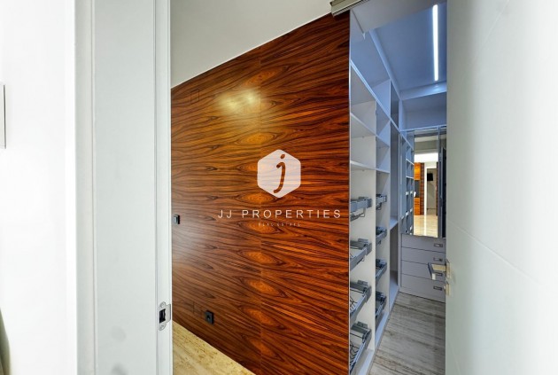 Resale - Penthouse -
Torrevieja - Estacion de autobuses