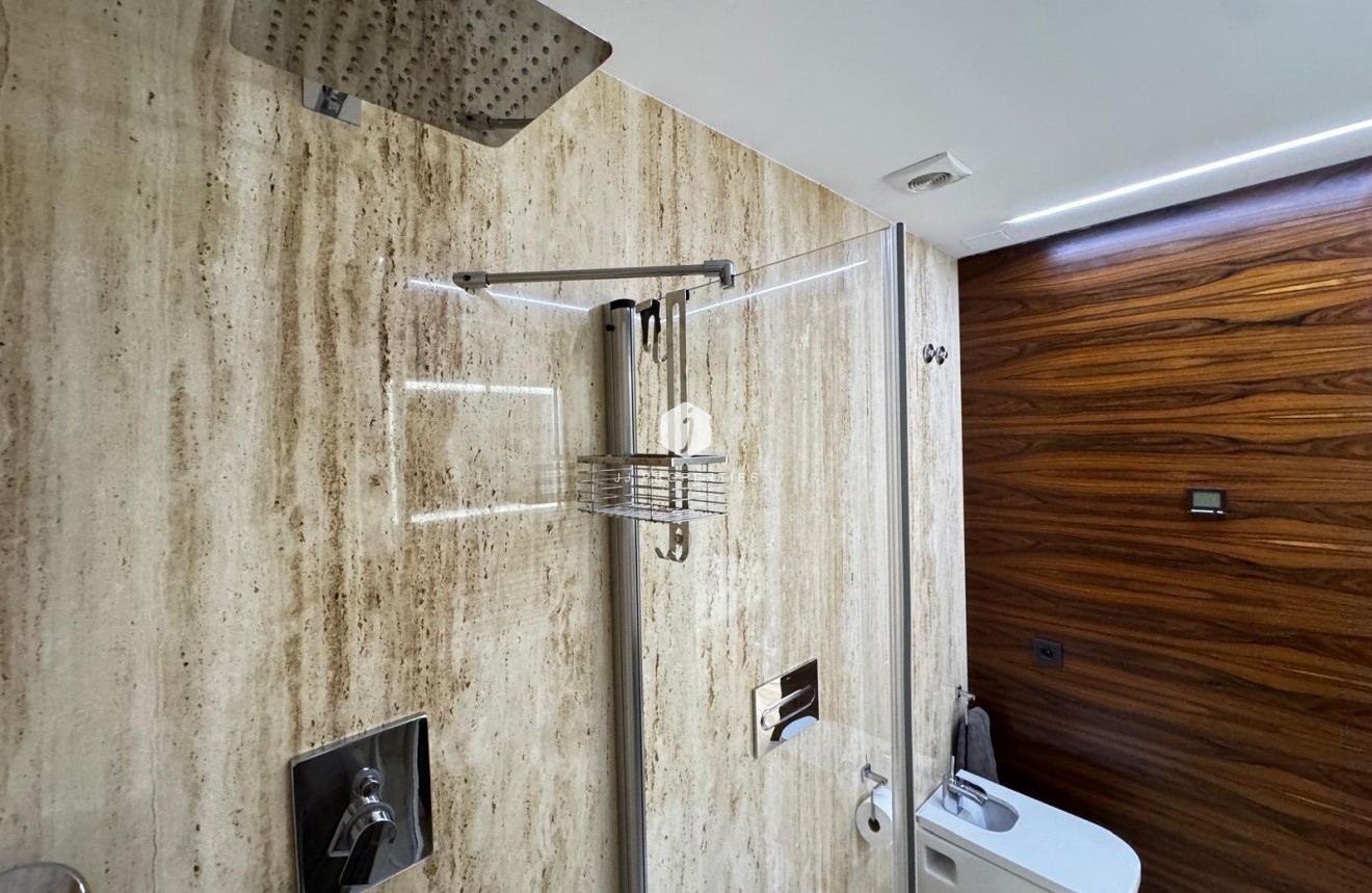 Resale - Penthouse -
Torrevieja - Estacion de autobuses