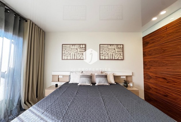 Resale - Penthouse -
Torrevieja - Estacion de autobuses