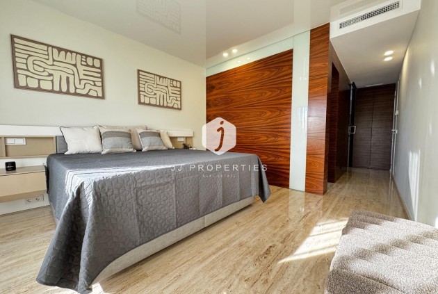 Resale - Penthouse -
Torrevieja - Estacion de autobuses