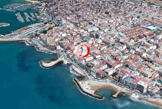 Resale - Apartment / flat -
Torrevieja - Paseo maritimo