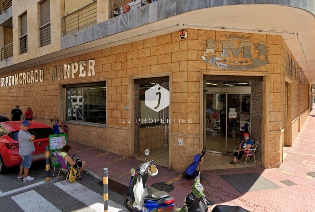 Resale - Apartment / flat -
Torrevieja - Paseo maritimo