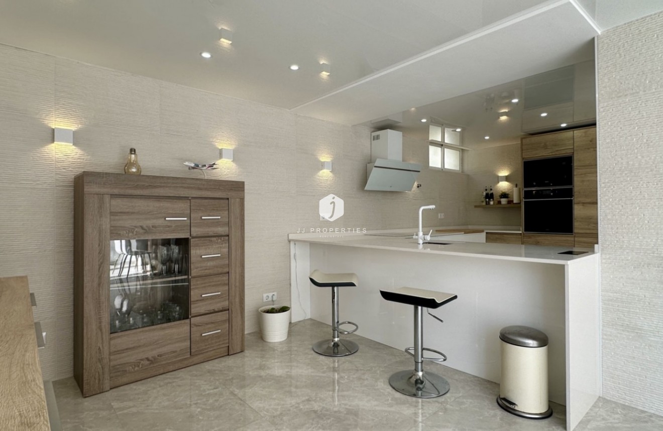 Aus zweiter Hand - Villa -
Orihuela Costa - Costa Blanca